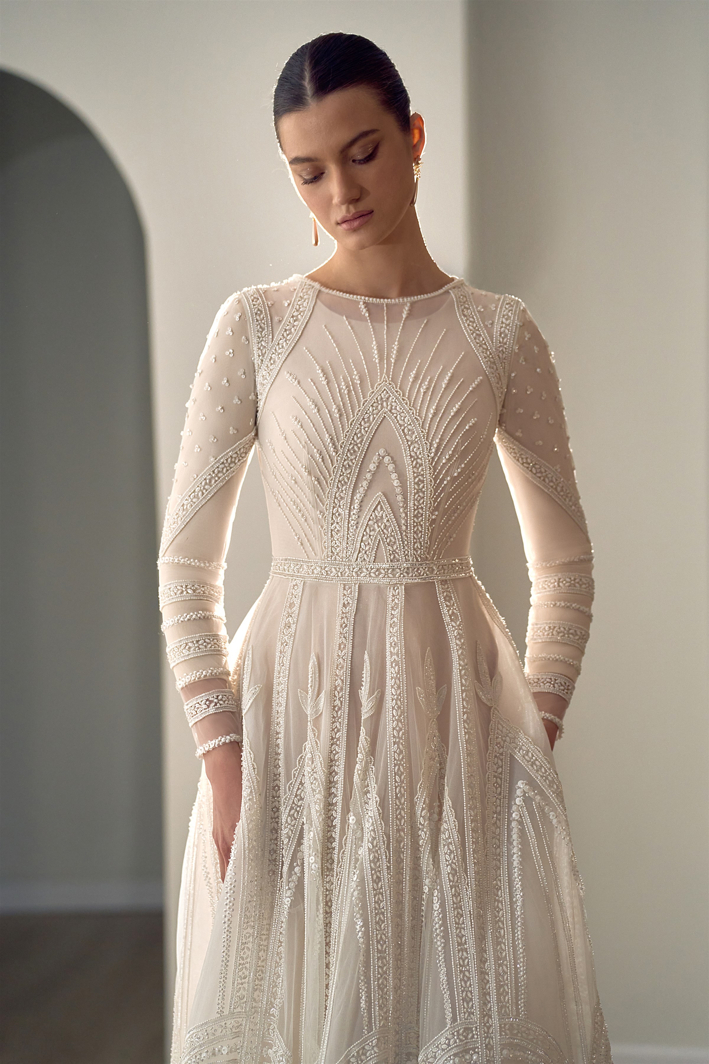 חוויית הסטודיו בירושלים: שמלות צנועות למגזר החרדי ועיצוב אישי